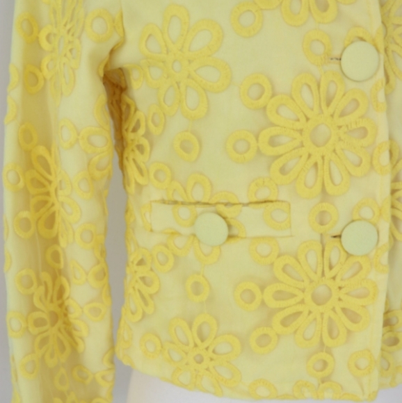 🌼 Vintage floral embroidered yellow jacket - Picture 6 of 8